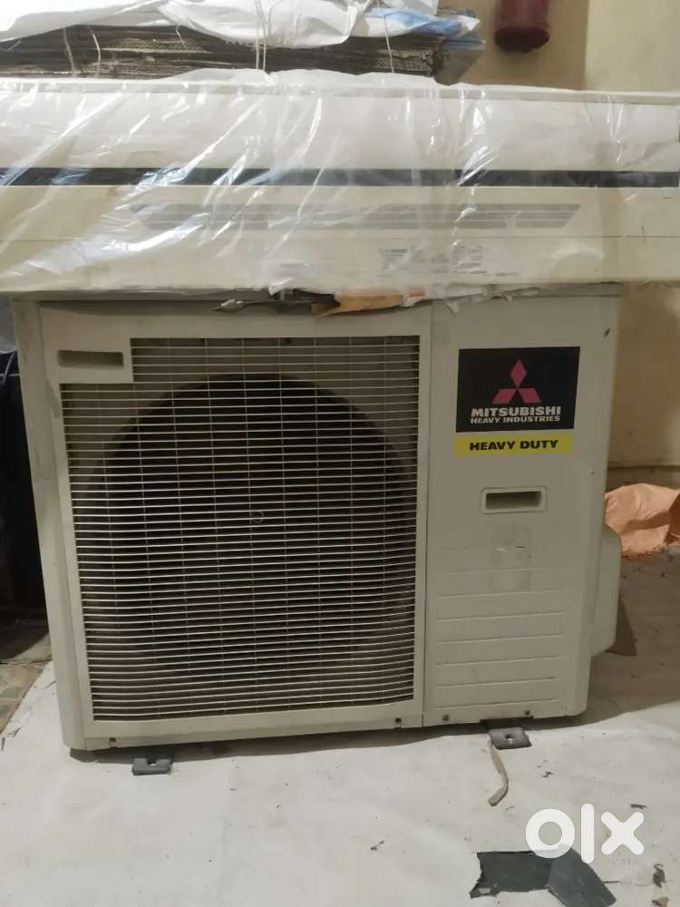 Mitsubishi AC 2 ton ka hai good condition 5 star