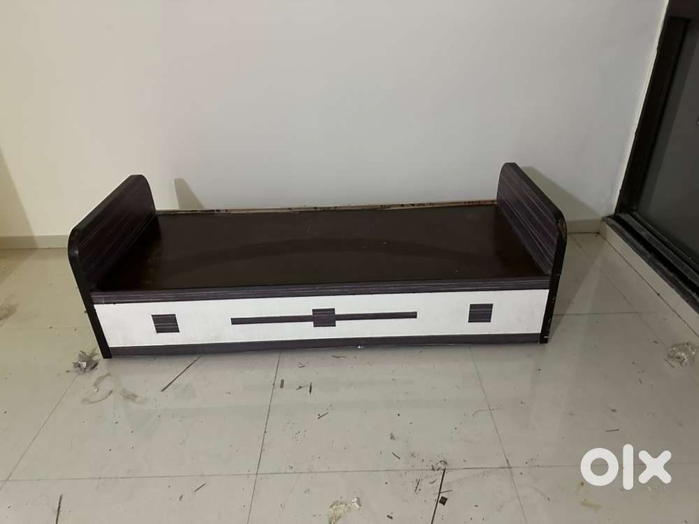 Single bed with storage