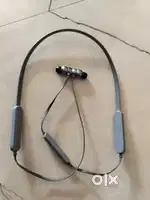 Boat rockers headphones