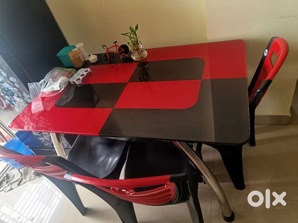 Glass Dinning Table