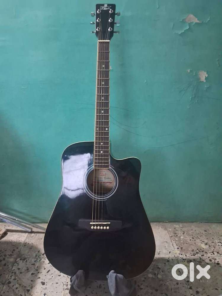 Pluto acoustic Guitar