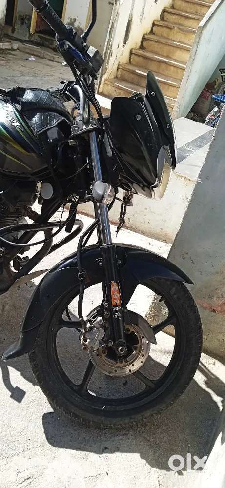 Bajaj Discover