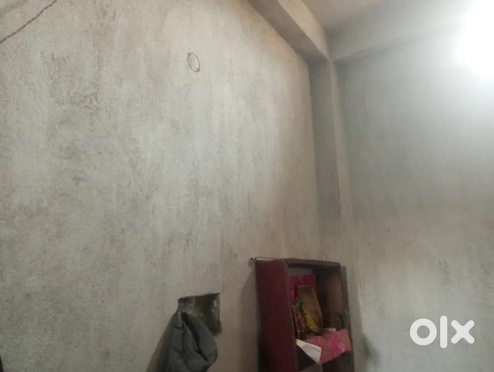 Singel room commen bath room