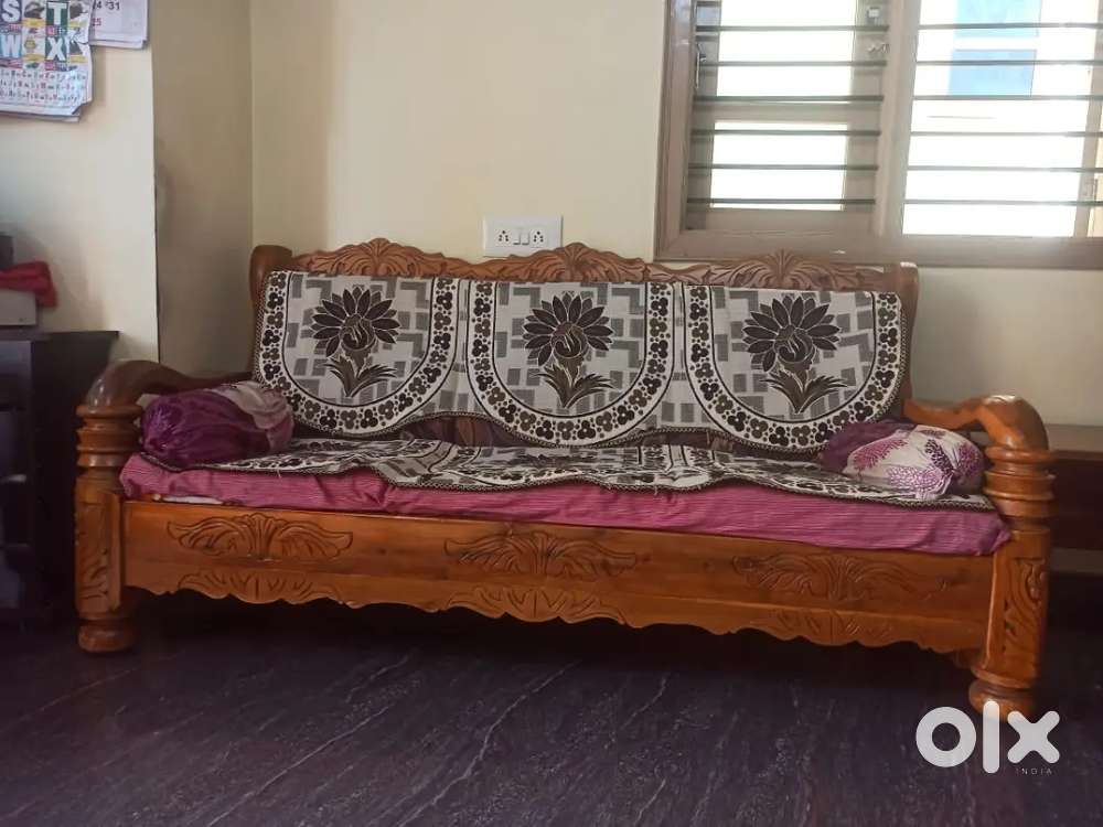 Sofaa selling, urgent, davanagere