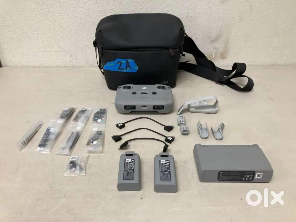 DJI Mavic Air 2 Fly Quadcopter Case, Charger Controller, 2X Batteries