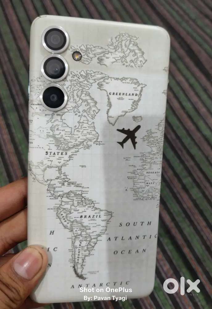 Brand new like phone  8+8gb ram 256 gb storage f 54 5g