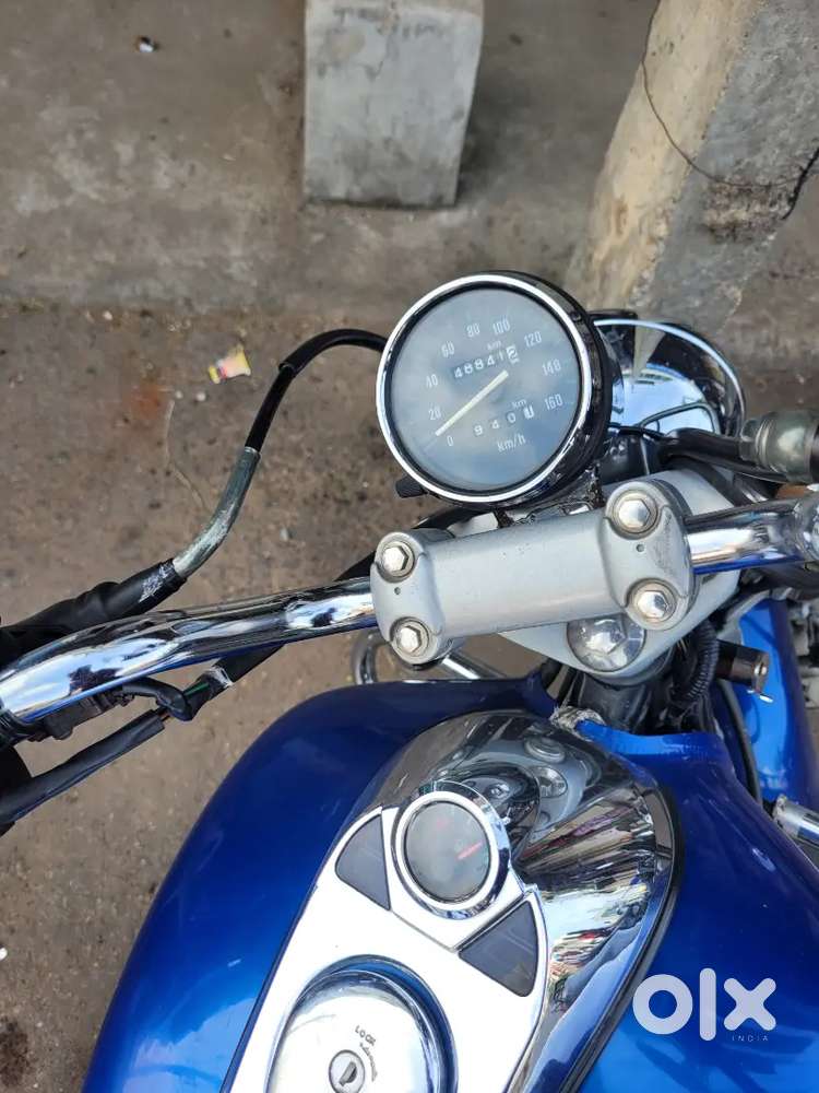 Bajaj avenger blue color