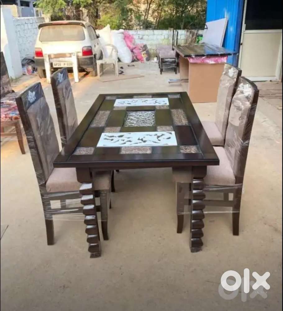 4 CHAIRS DINING TABLE AVAILABLE IN STARF FURNITURE