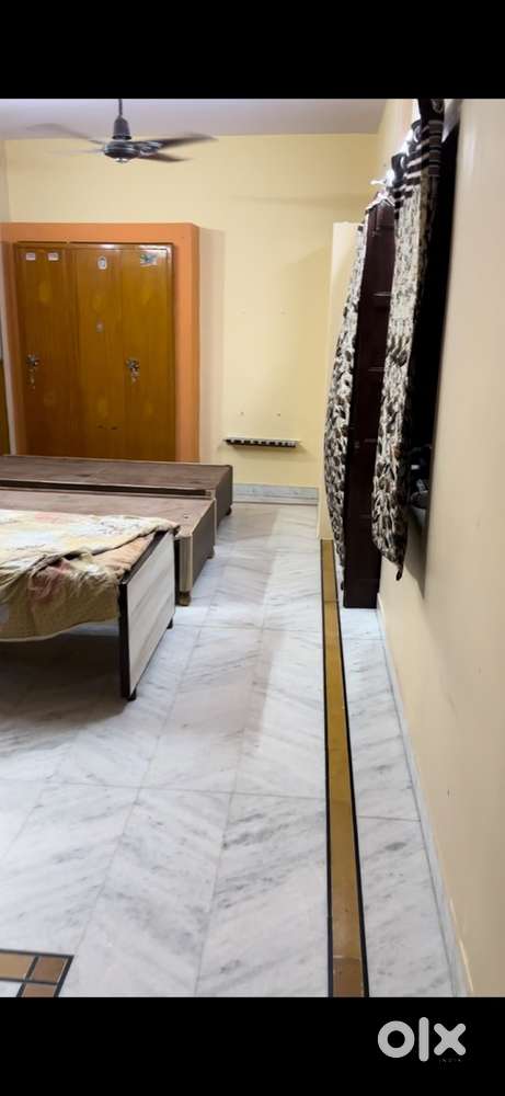 One room 3 bed kitchen, attach washroom