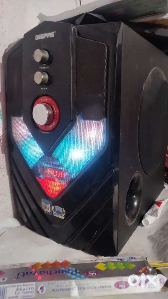 Home theatre double speaker