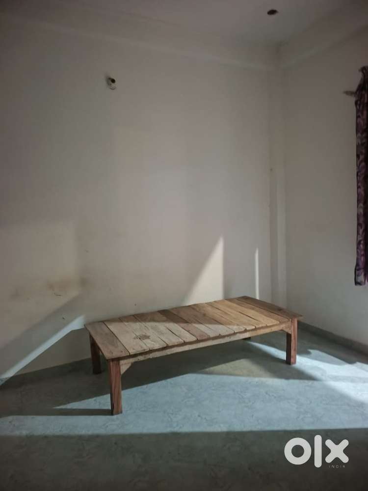 Student Sharing Room for rent near maharishi university