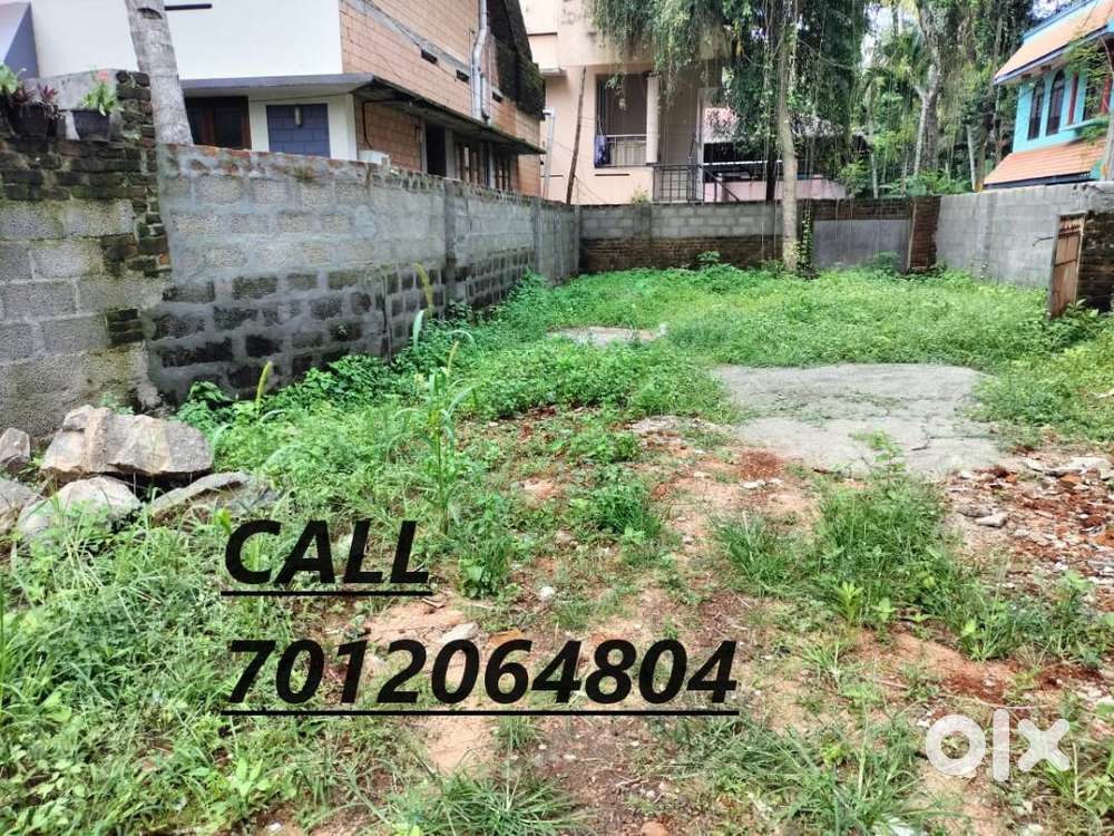 ID R197212 Commercial Cum Residential 7 cent land for Sale at Manacadu
