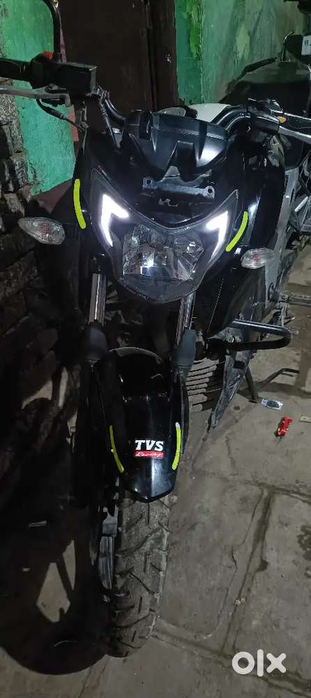 Apache RTR 4v 160cc