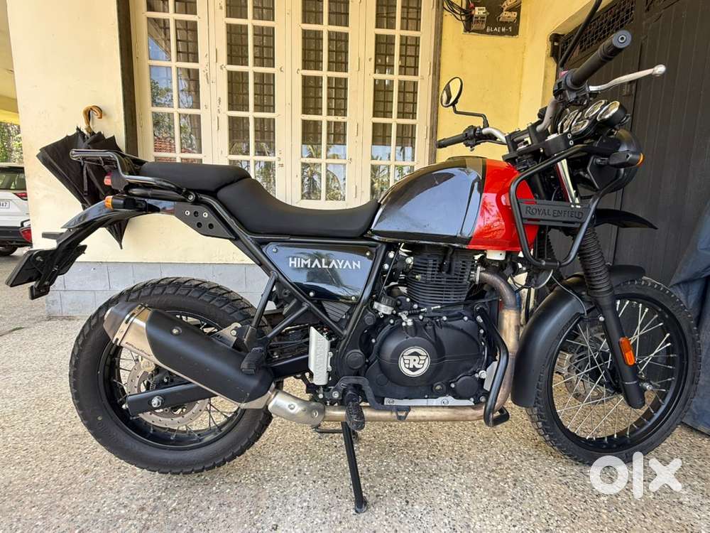 Himalayan BS6 (Rock Red)