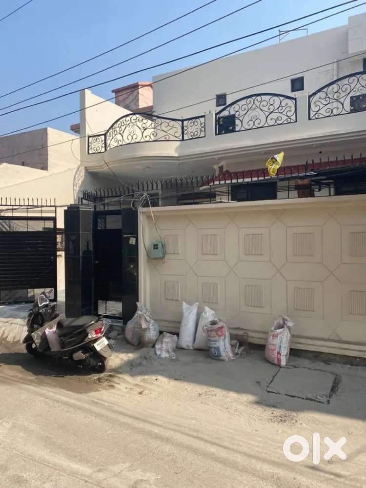 Shop available for rent