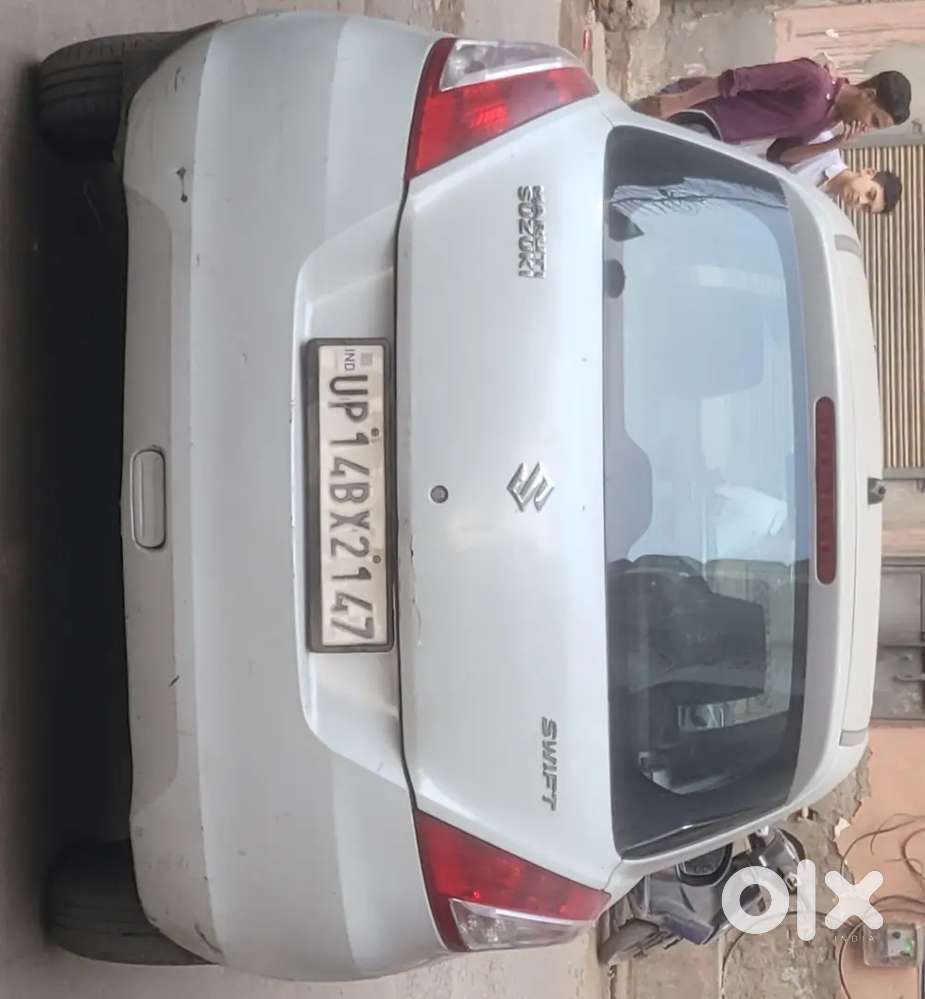 Maruti Suzuki / Swift / VXi CNG