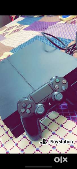 PS4 1TB With all original cables and 1 original controller
