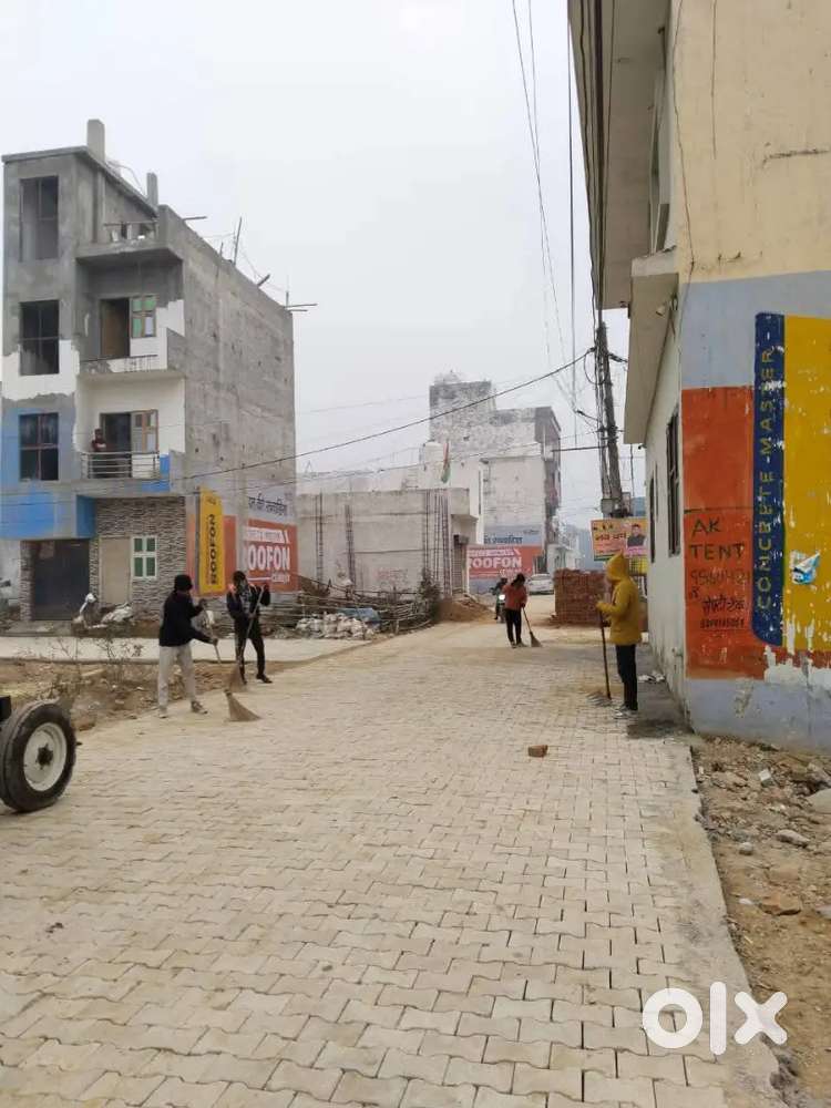 Gvt se pass colony plot for sale