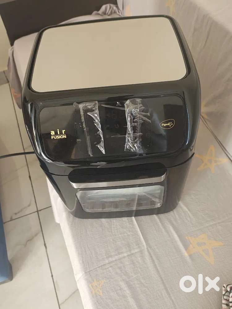 Pigeon 12 liter air fryer model 2024 air fusion unused