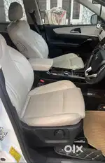 Mahindra XUV700 2.2 AX 7 Diesel AT Luxury Pack Str AWD, 2022, Diesel