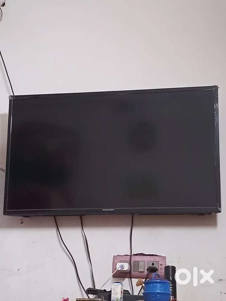 The thomson smart tv I want to sell this is just 3 years old ...