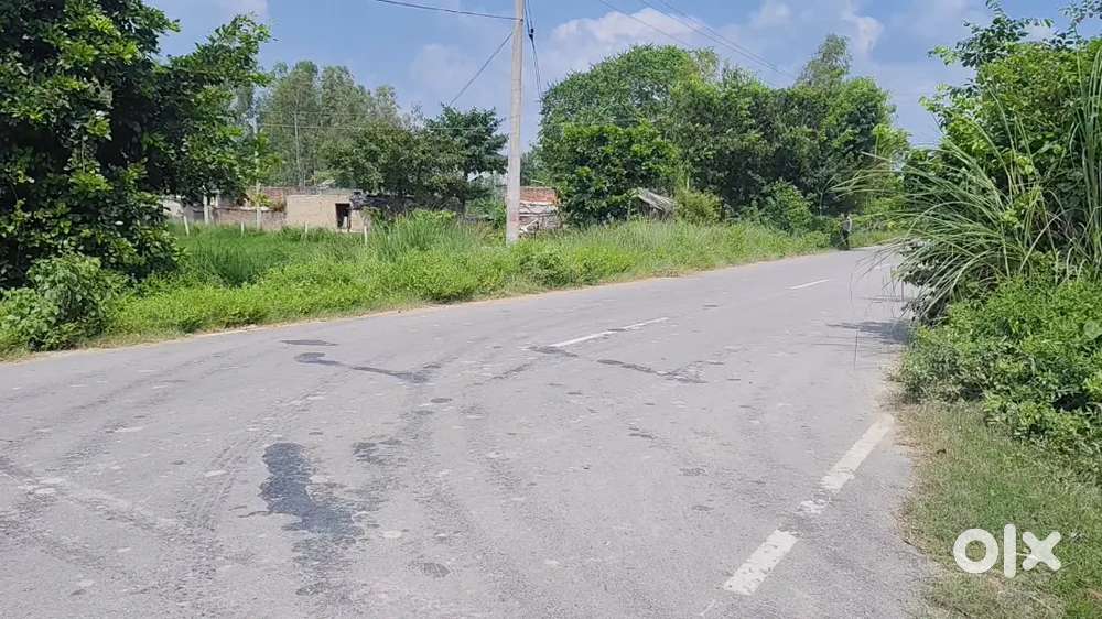रोड से जुड़ा हुआ बेहतरीन रेजिडेंशियल प्लॉट बुक करें