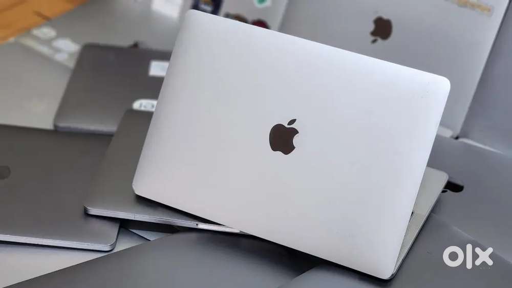 Apple Macbook Pro i5 8gb Ram 256gb Apple SSD 2019 Manufacturing