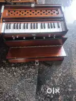 Harmonium like new