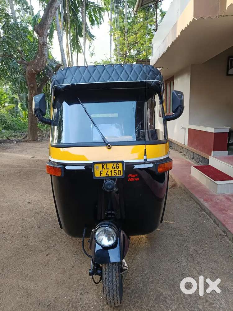 Urgent Sale BAJAJ AUTO LTD/RE 445 DIESEL