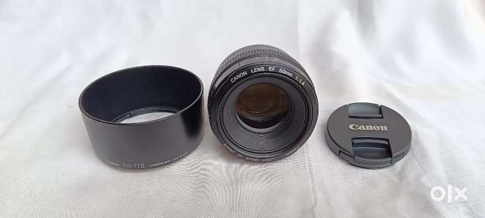 CANON 50 MM ( 1.4 ) EF LENS