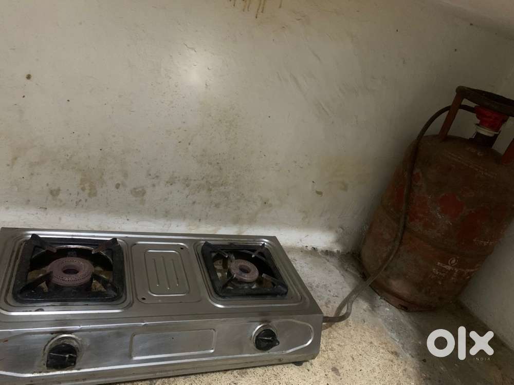 Used Gas Stove and Cylinder for Sale