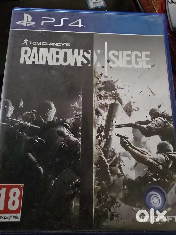 Selling my Rainbow 6 seige & Unchartered (PS4)compatible disk and