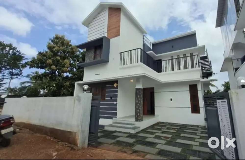 4bhk sreekariyam chembazhathi New house