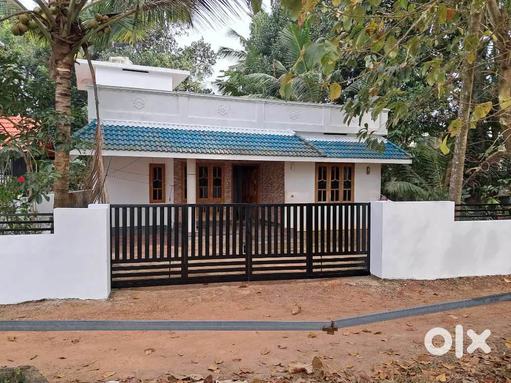 House is situated at Pothencode Melemukku, Vembayam road