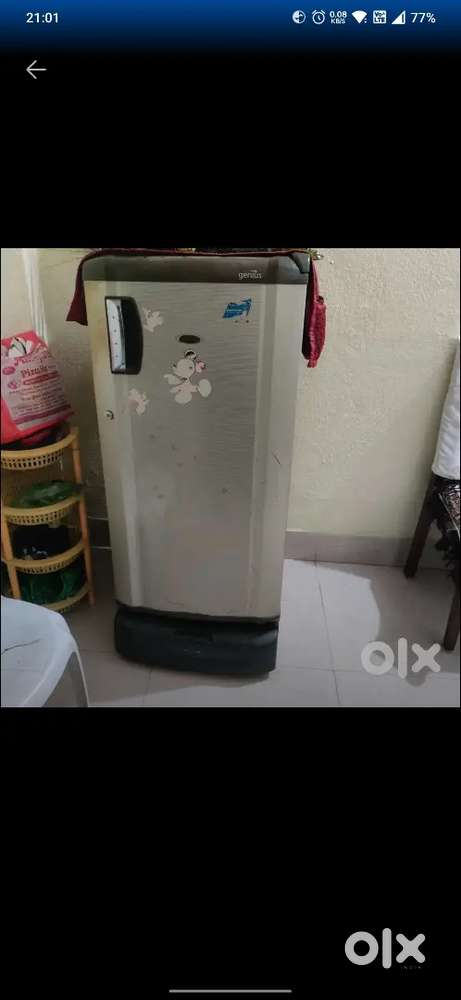 Whirlpool Fridge with base drawer