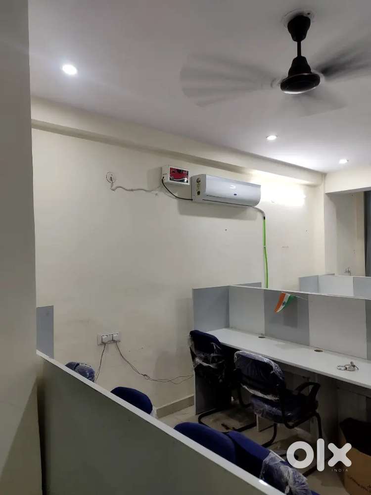 One cabin 27 seat office in 30000 rs in dwarka mor metro station