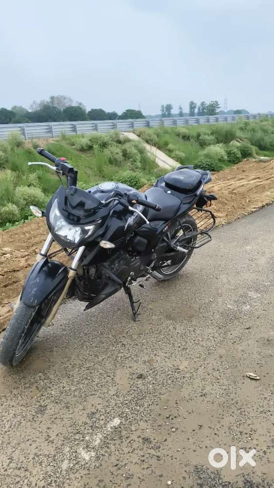 Apache rtr 200 4v