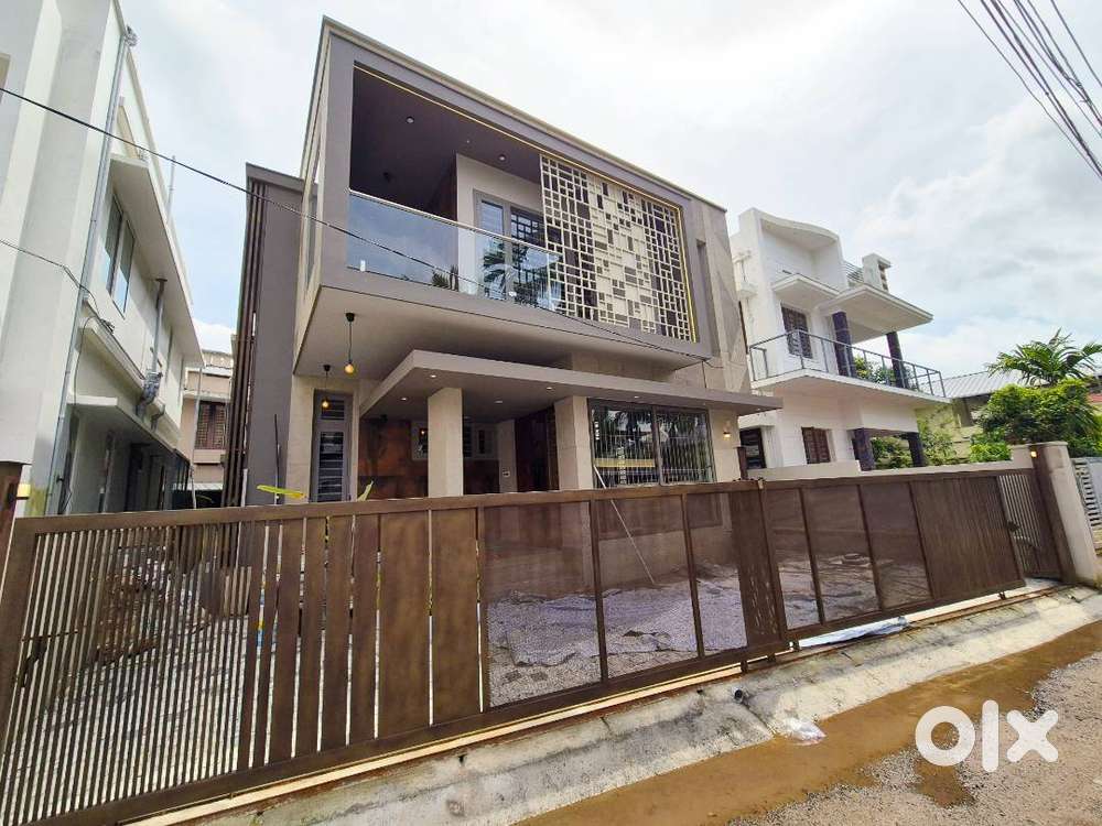 3BHK 2000SQ Fully Furnished Luxury Villa – Manjummel Near Edappally