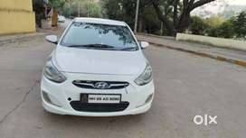 Hyundai Verna 2012