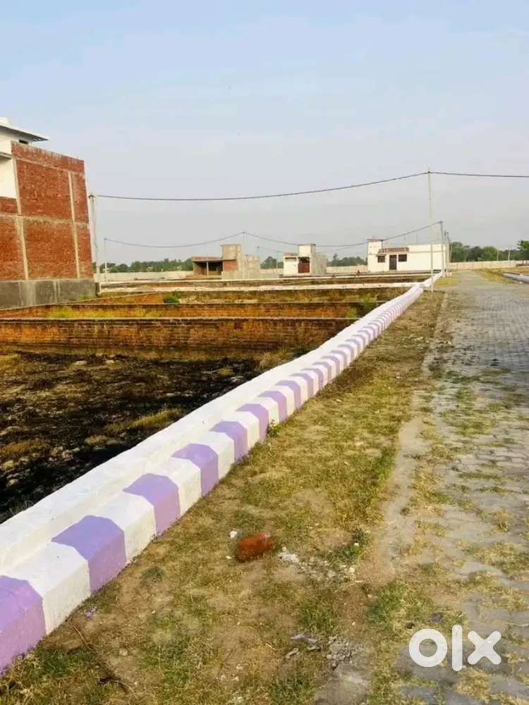 लखनऊ के सरोजिनी नगर में कानपुर रोड पर प्लॉट ले