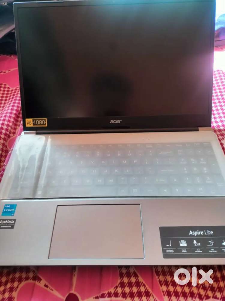 Acer aspire lite i5 version 8 GB ram 512 Storage