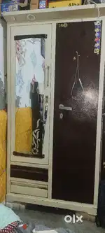 Almari safe