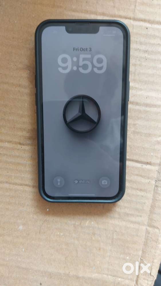 iPhone 13pro  Battery 83%