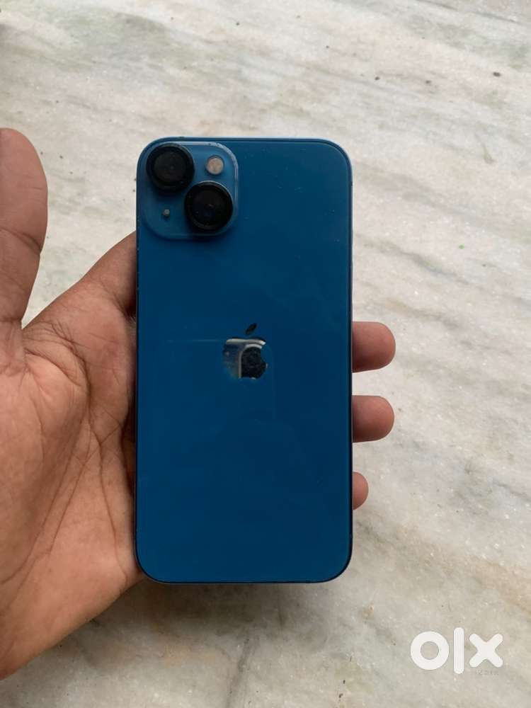 Iphone 13 blue