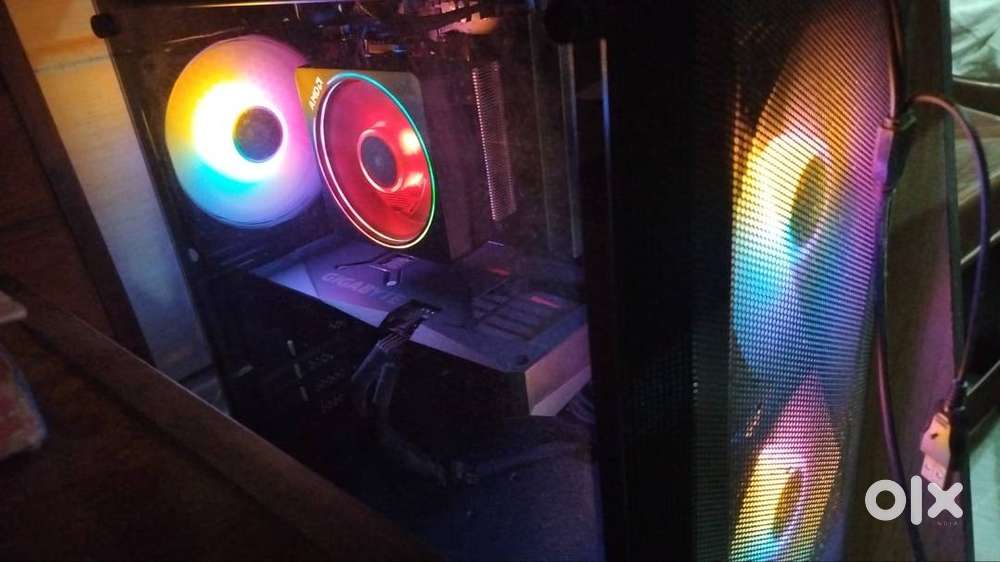 Hi-Performance PC with AMD Ryzen 7 5700X, NVIDIA GeForce RTX 3050, 1TB