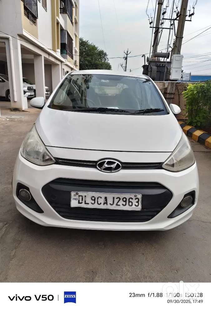 Hyundai Grand i10 2015 Diesel 88000 Km Driven