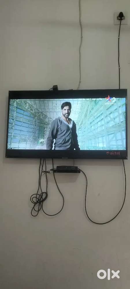 Samsung smart tv 43 inch good condition