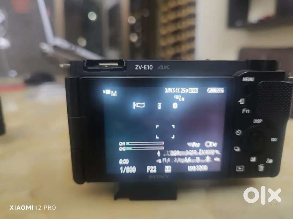 Sony ZV E10 With Kit Lens and Bill Bag