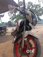 Apache rtr 160 new tayar gadi ok scend onwr no screch gadi ok