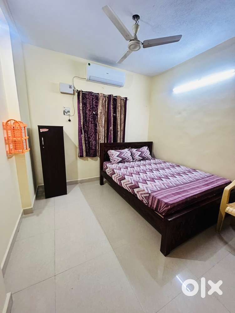 Valasaravakkam 2BHK flat rent immediately